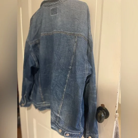 Classic Blue Denim Jacket - Picture 2 of 6